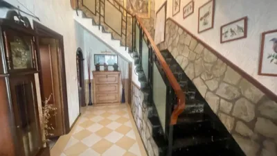 Chalet en venta en Calle de Eguzkiza, Lapitze-Belaskoenea-Olaberria-Meaka (Irun) de 700.000 €