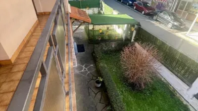Chalet en venta en Calle de Eguzkiza, Lapitze-Belaskoenea-Olaberria-Meaka (Irun) de 700.000 €