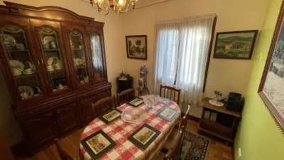 Chalet en venta en Calle de Eguzkiza, Lapitze-Belaskoenea-Olaberria-Meaka (Irun) de 700.000 €