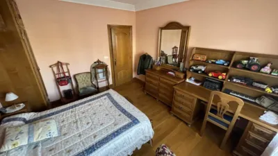Chalet en venta en Calle de Eguzkiza, Lapitze-Belaskoenea-Olaberria-Meaka (Irun) de 700.000 €