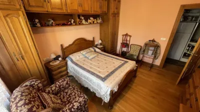 Chalet en venta en Calle de Eguzkiza, Lapitze-Belaskoenea-Olaberria-Meaka (Irun) de 700.000 €