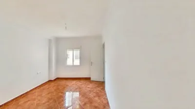 Piso en alquiler en Núcleo Urbano, Núcleo Urbano (Vélez-Málaga) de 550 €<span>/mes</span>