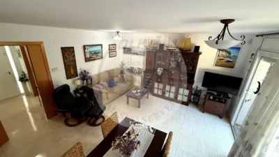 Chalet en Avinguda de Verona Terol photo 9