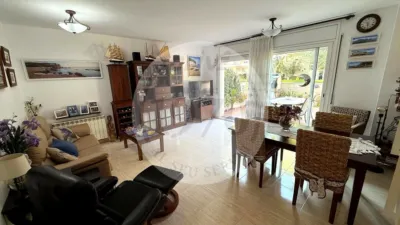 Chalet en Avinguda de Verona Terol photo 10