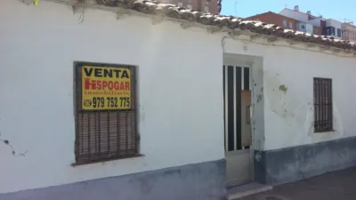 Rustic house on Numancia Street photo 2