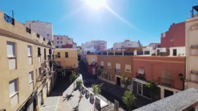 Piso en venta en Plaza Masnou, Centro (Almería Capital) de 155.000 €