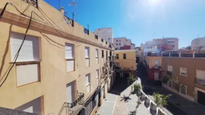 Piso en venta en Plaza Masnou, Centro (Almería Capital) de 155.000 €