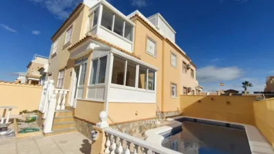 Chalet en venta en Avenida de Gijon - Vista 3