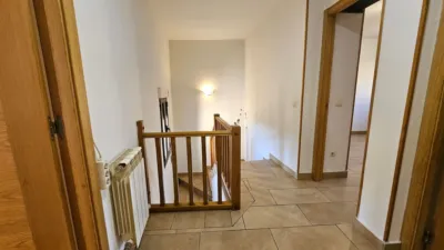 Casa adosada en venta en Calle Sin Salida, Trescasas de 195.000 €