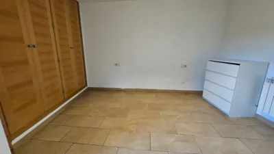 Casa adosada en venta en Calle Sin Salida, Trescasas de 195.000 €