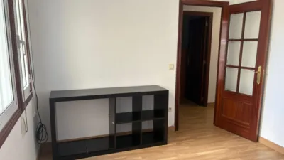 Piso en alquiler en Calle del Alcalde Vázquez Varela, Praza España-Zona Corte Inglés (Distrito Casco Urbano. Vigo) de 850 €<span>/mes</span>