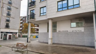 Local comercial en venta en Plaza de la Ilustración, 1 - Mehr