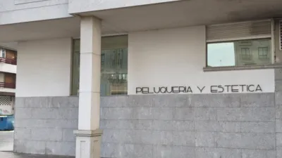 Local comercial en alquiler en Plaza de la Ilustración, 1 - Más
