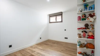 Chalet en venta en El Peñalar - Arroyo de Trofas - Montealegre, Los Peñascales (Torrelodones) de 1.717.000 €