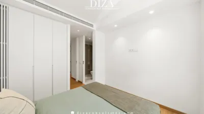 Apartment on Calle de José Ortega y Gasset photo 5