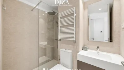Apartment on Calle de José Ortega y Gasset photo 3