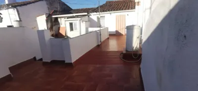 Casa en venta en Arroyomolinos de Leon, Arroyomolinos de León de 87.500 €