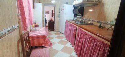 Casa en venta en Arroyomolinos de Leon, Arroyomolinos de León de 87.500 €