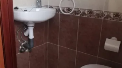 Casa en venta en Arroyomolinos de Leon, Arroyomolinos de León de 87.500 €