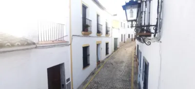 Casa en venta en Arroyomolinos de Leon, Arroyomolinos de León de 87.500 €