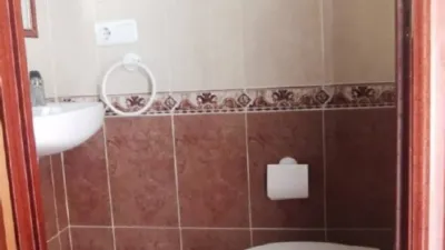 Casa en venta en Arroyomolinos de Leon, Arroyomolinos de León de 87.500 €
