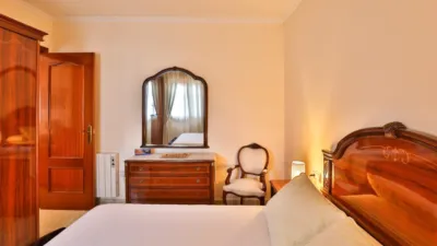 Apartment on Calle de la Alta de Gracia photo 17