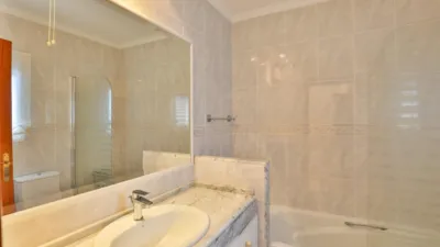 Apartment on Calle de la Alta de Gracia photo 28