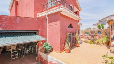 Chalet on Calle de Rivera photo 4