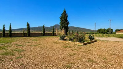 Finca rústica en venta en El Prado, Nueva Ciudad (Mérida) de 215.000 €