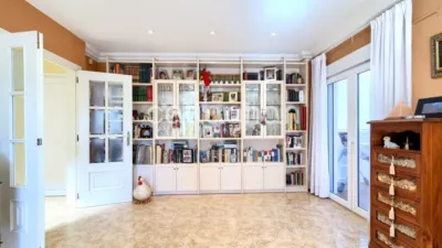 Chalet on Carrer 232 photo 27