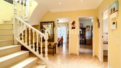 Chalet on Carrer 232 photo 29