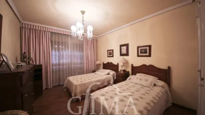 Miniatura 12