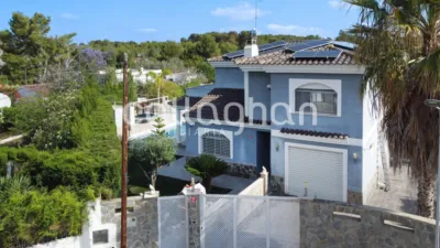 Chalet on Carrer Pi Blanc photo 57