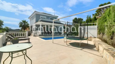 Chalet on Carrer Pi Blanc photo 9