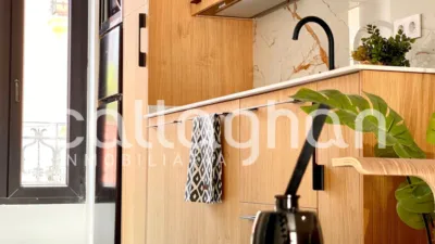 Loft en alquiler en Calle de Molina, Montolivet (Distrito Quatre Carreres. València Capital) de 1.300 €<span>/mes</span>