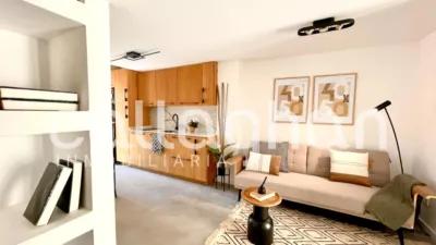 Loft en alquiler en Calle de Molina, Montolivet (Distrito Quatre Carreres. València Capital) de 1.300 €<span>/mes</span>