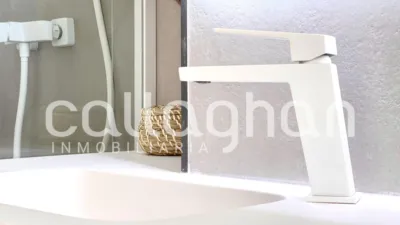 Loft en alquiler en Calle de Molina, Montolivet (Distrito Quatre Carreres. València Capital) de 1.300 €<span>/mes</span>