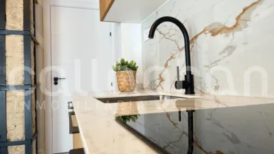 Loft en alquiler en Calle de Molina, Montolivet (Distrito Quatre Carreres. València Capital) de 1.000 €<span>/mes</span>