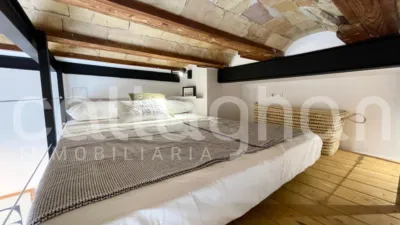 Loft en alquiler en Calle de Molina, Montolivet (Distrito Quatre Carreres. València Capital) de 1.000 €<span>/mes</span>
