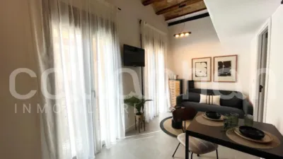 Loft en alquiler en Calle de Molina, Montolivet (Distrito Quatre Carreres. València Capital) de 1.000 €<span>/mes</span>