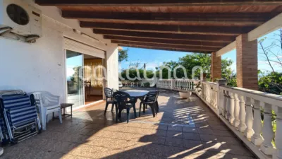 Chalet on Carrer Vent de Xaloc photo 11