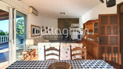 Chalet on Carrer Vent de Xaloc photo 13