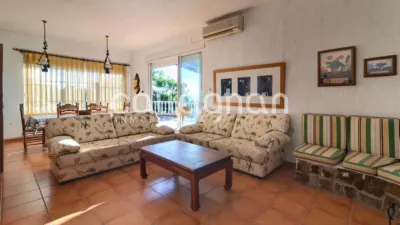 Chalet on Carrer Vent de Xaloc photo 5