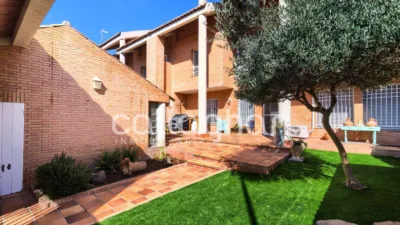 Terraced house on Calle del Olmo photo 2