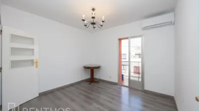 Piso en alquiler en Calle de San Venancio - Imagen 2