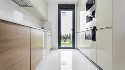 House in San Miguel de Salinas - More