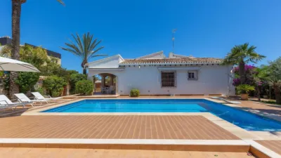 Casa – Orihuela, Urbanización Horizonte - Més