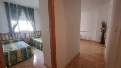 Apartment on Calle de la Loma photo 8