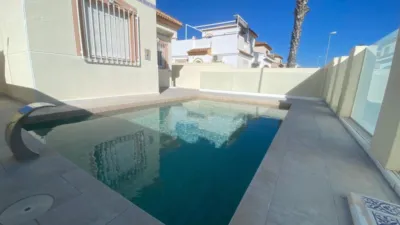 Casa – Torrevieja, Residencial Europa, Cabo Cervera-Playa la Mata - Más