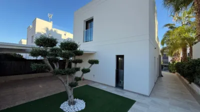 Chalet on Calle Salvador Del, No. 55 photo 15